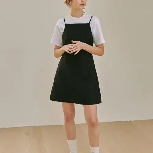 (S) 이슈넘버 4.47 lean mini dress black