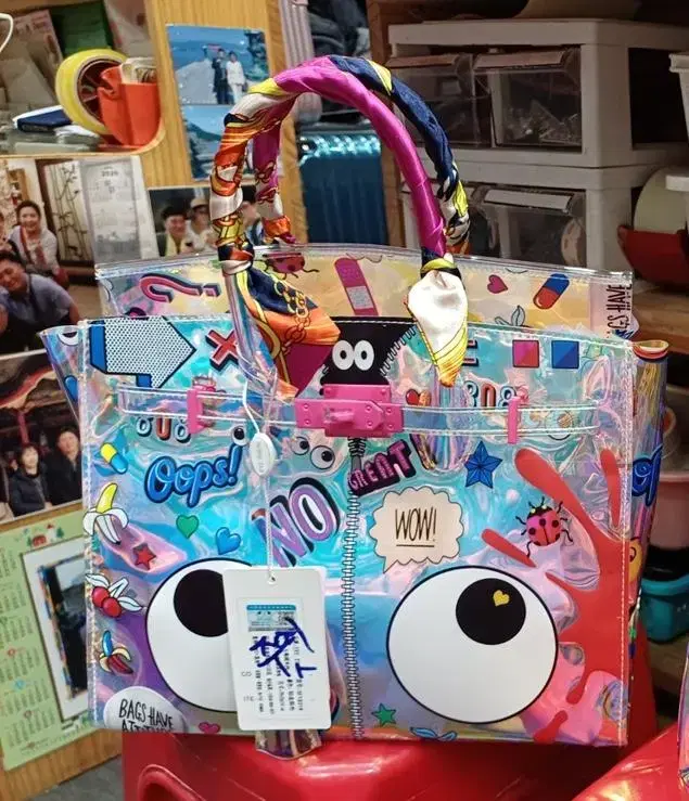 Eyethemed bag