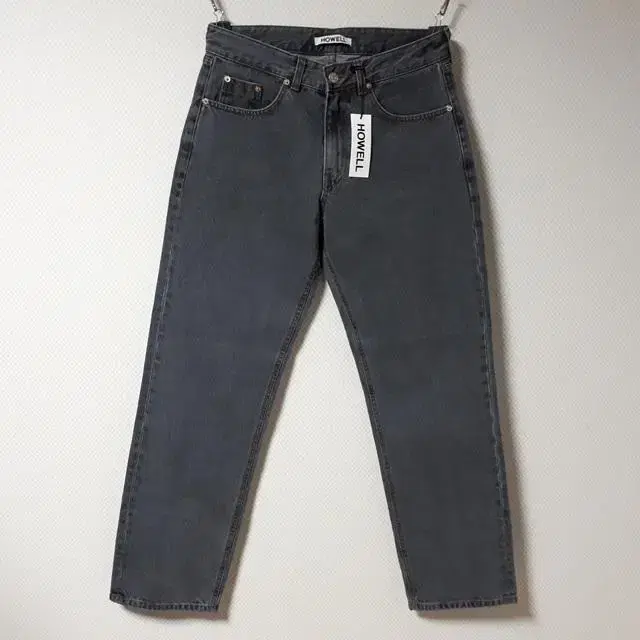 30/HOWELL Gray Regular Fit Jeans/30-626