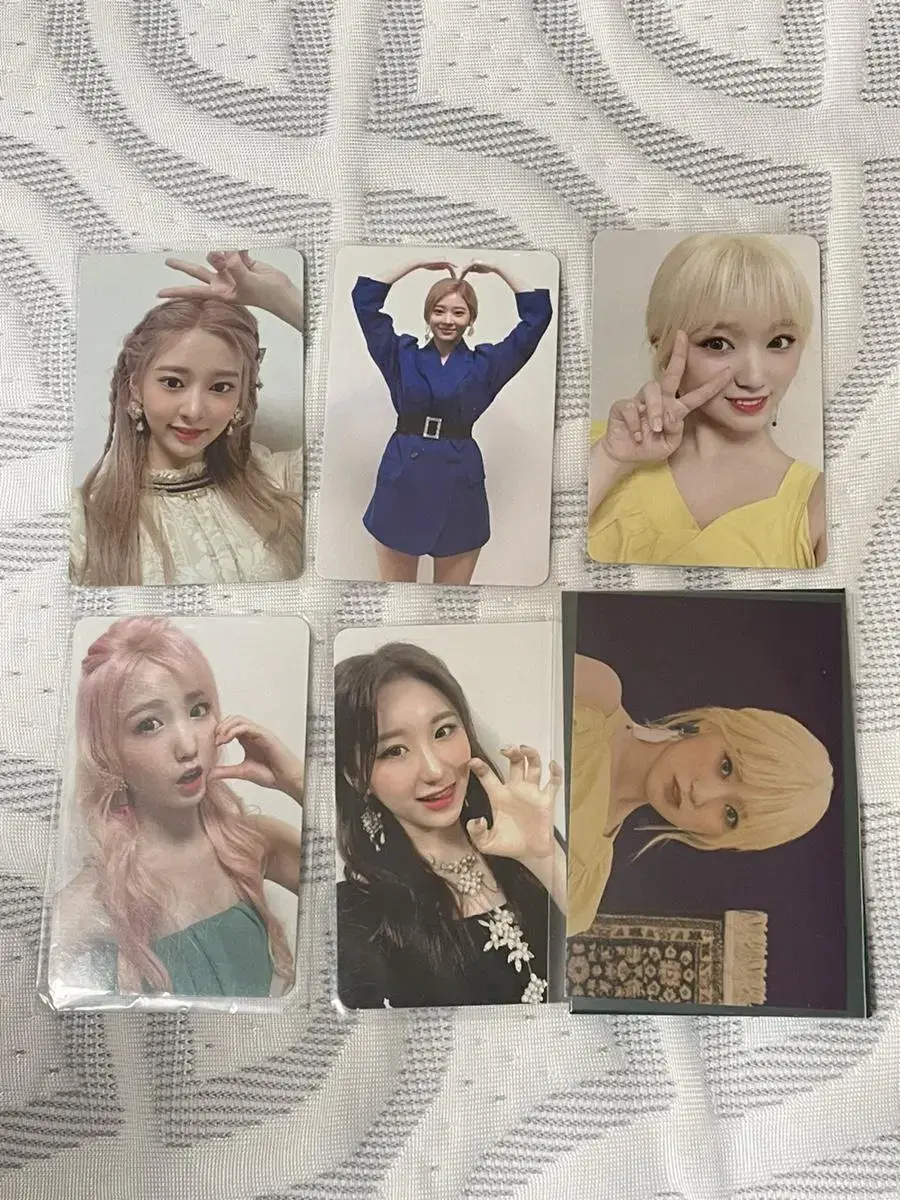 IZ*ONE Chaewon Lee minjoo hitomi Nako Abuki photocard WTS