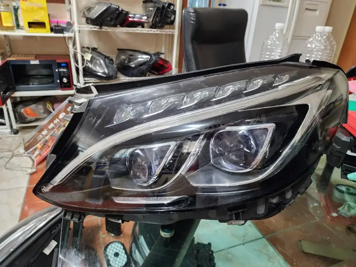 2015년 벤츠 W205 C클래스 고사양 인텔리전트 LED 운전석 라이트