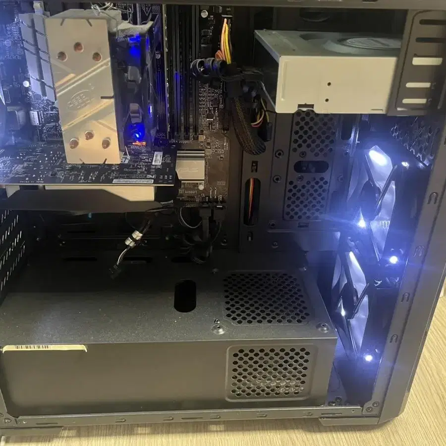 i5-7500 gtx1050ti 게임용 컴퓨터 pc 판매합니다.