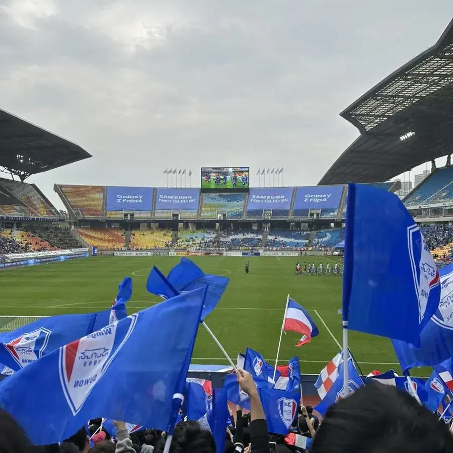 7월 1일 수원 vs 대구 원정석 2~3자리 구합니다.