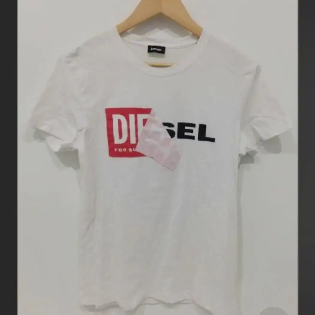 정품 새상품 Diesel T-Diego-QA Logo 디젤반팔티 M