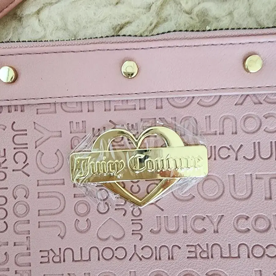 Juicy Couture 쿨톤 웜톤 쥬시꾸뛰르 클러치 손목지깁 딸기우유