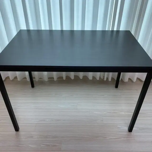 이케아 테이블 110cm x 67cm