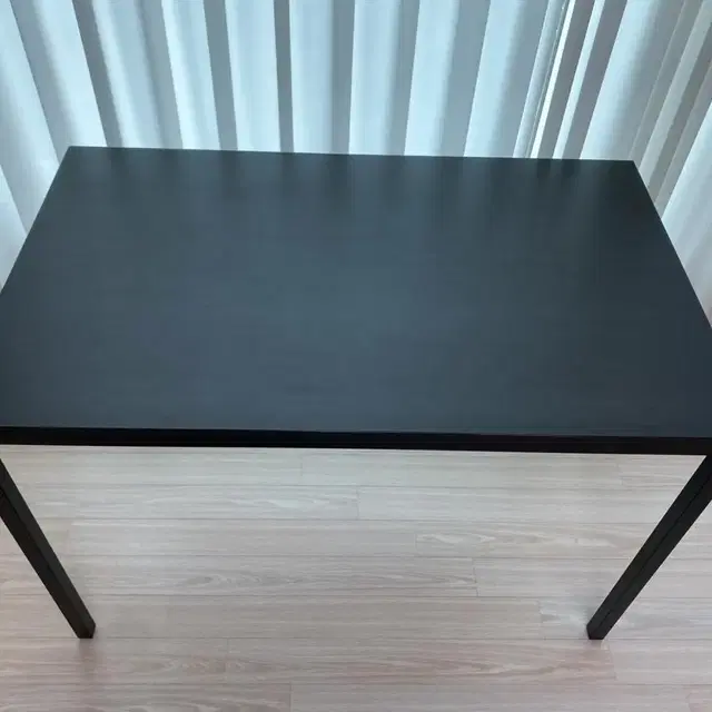 이케아 테이블 110cm x 67cm