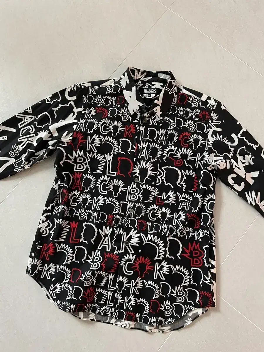 [M] Comme des Garçons Black Shirt