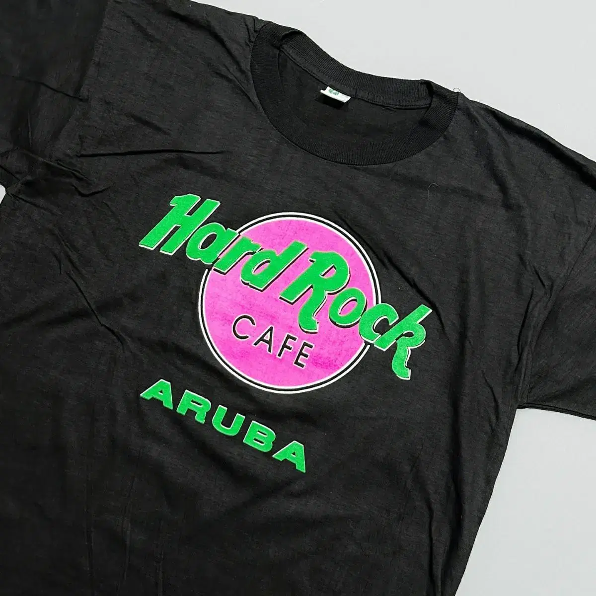 Vintage Hard Rock Cafe T-Shirt Aruba Island XL (100-105)