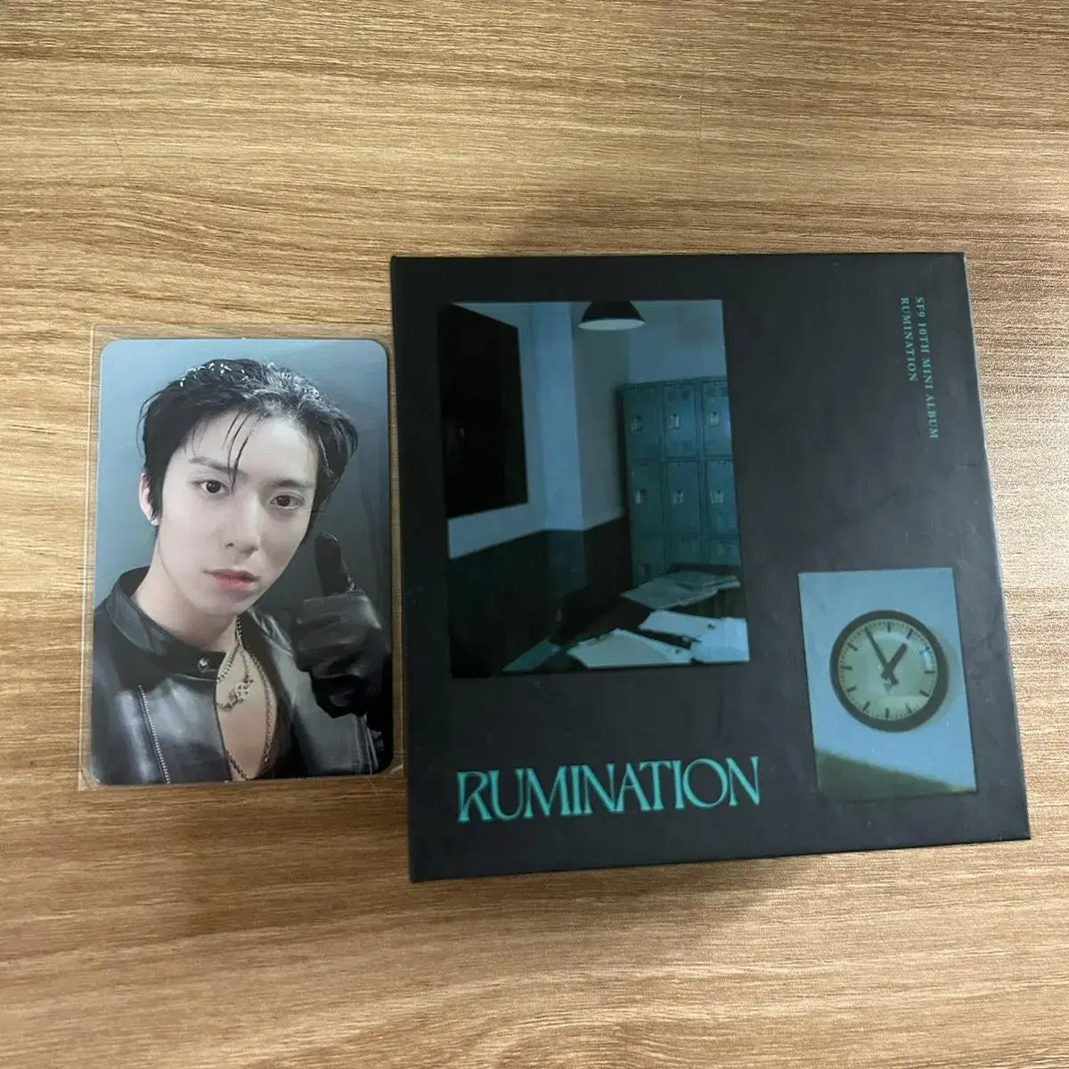 SF9 Lumination Kit Album+Hwiyoung Photocard