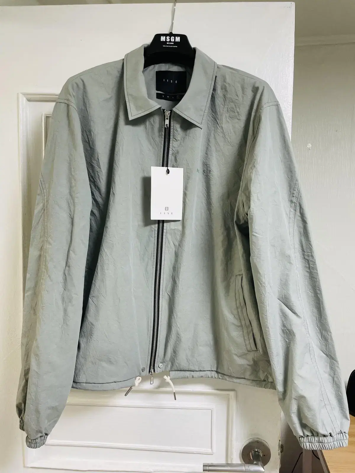 XL) Isekrisd Coach Jacket