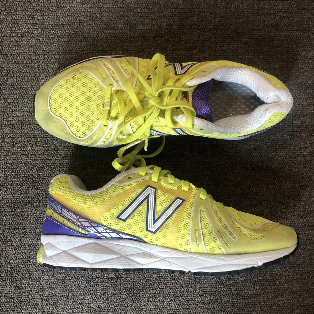 Vintage New balance 890v2 yellow