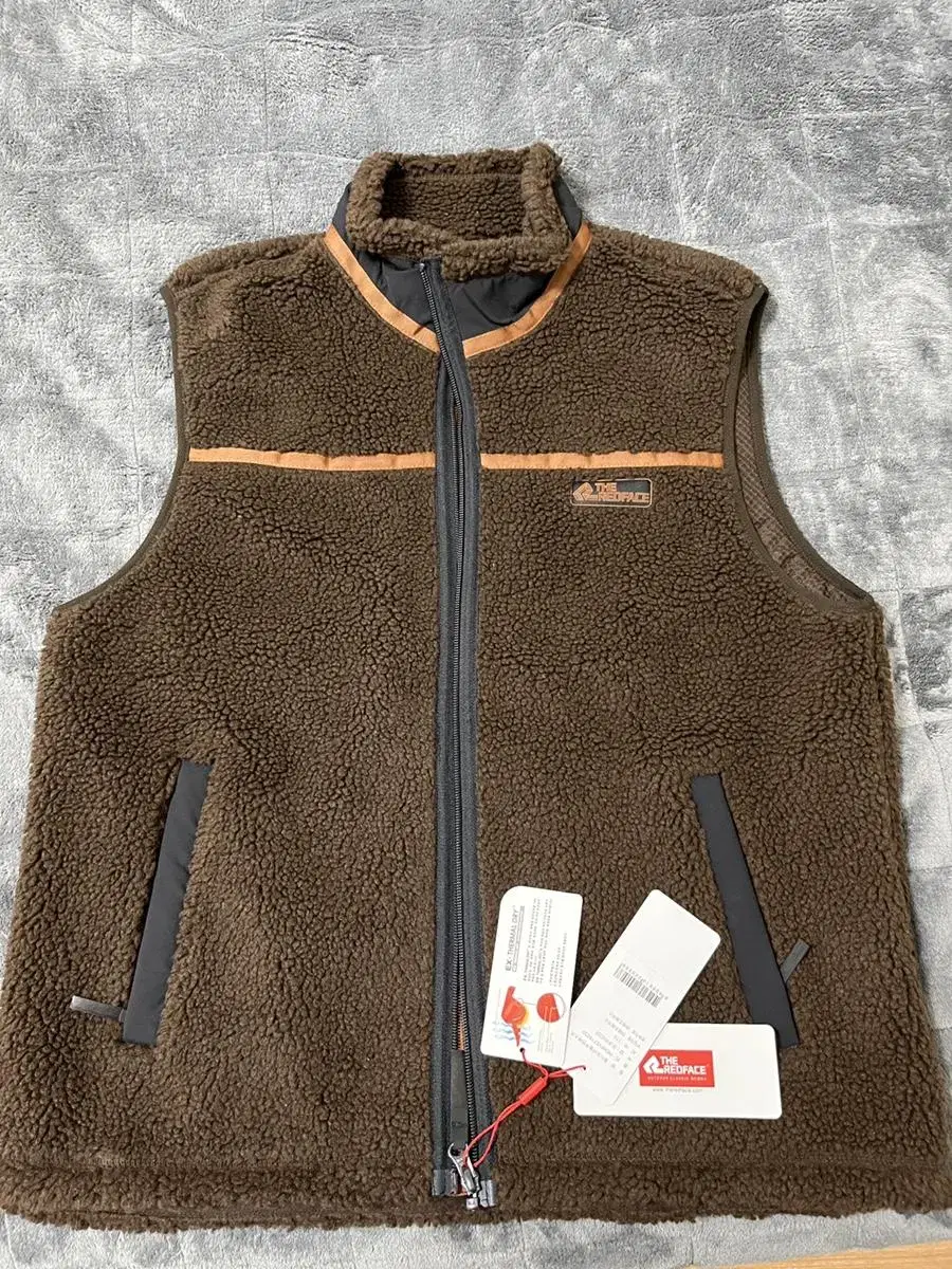 (New) XXL Redface Camping Vest