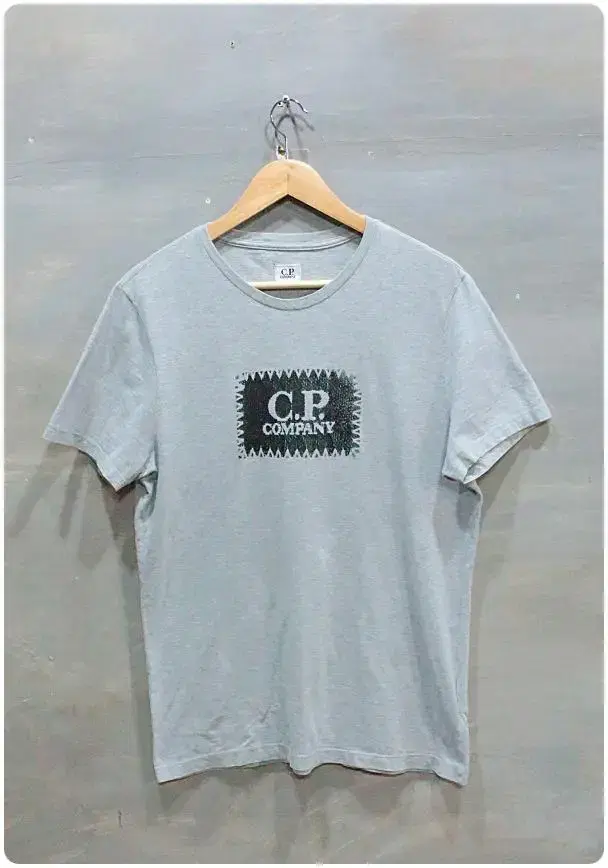 [M] CP Company Cotton Logo Patch Short Sleeve T-Shirt (35% off)