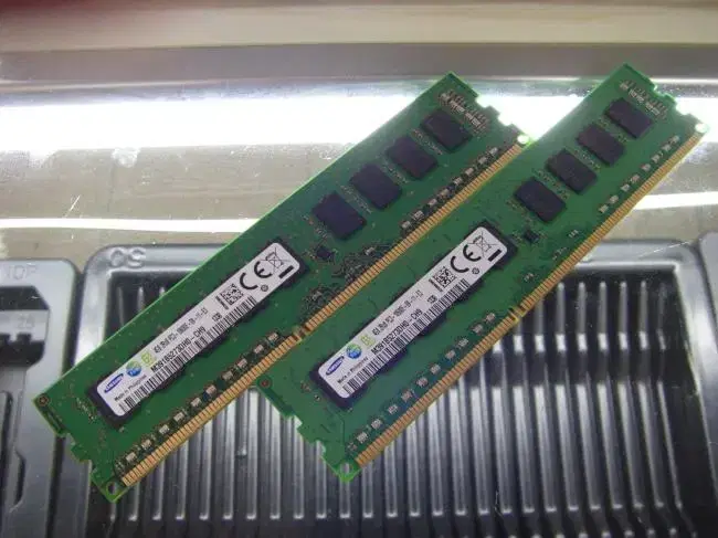 삼성 DDR3 16GB(4GBx4) 2Rx8 PC3-10600E ECC