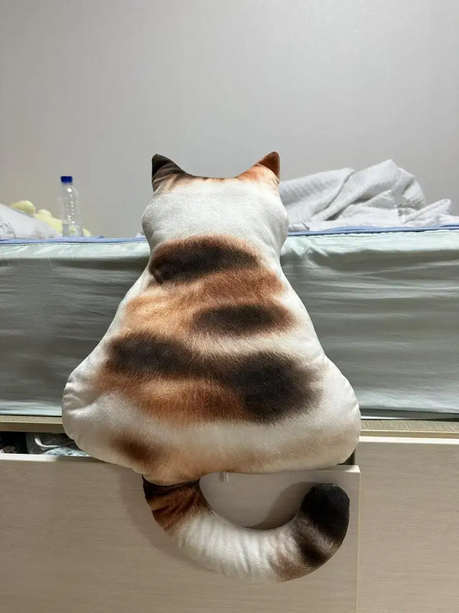 삼색고양이 뒷모습 인형