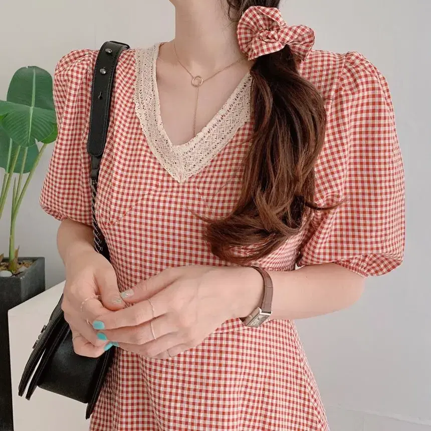 [Unworn/New] V-neck lace check puff long ONEPIECE hairband set