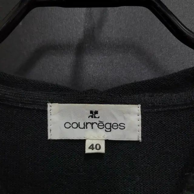 courreges 꾸레쥬 자수로고 후드 집업