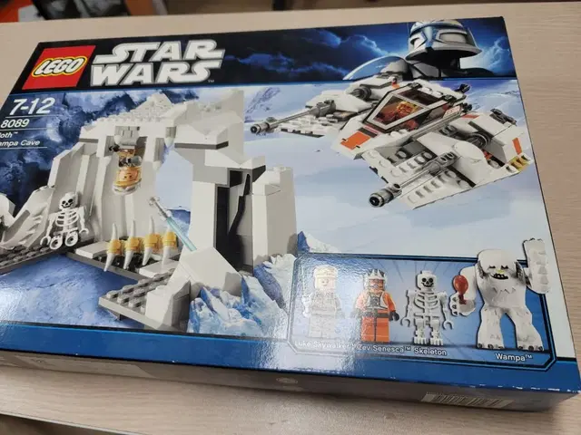 레고 스타워즈8089 Hoth Wampa Cave / MISB.