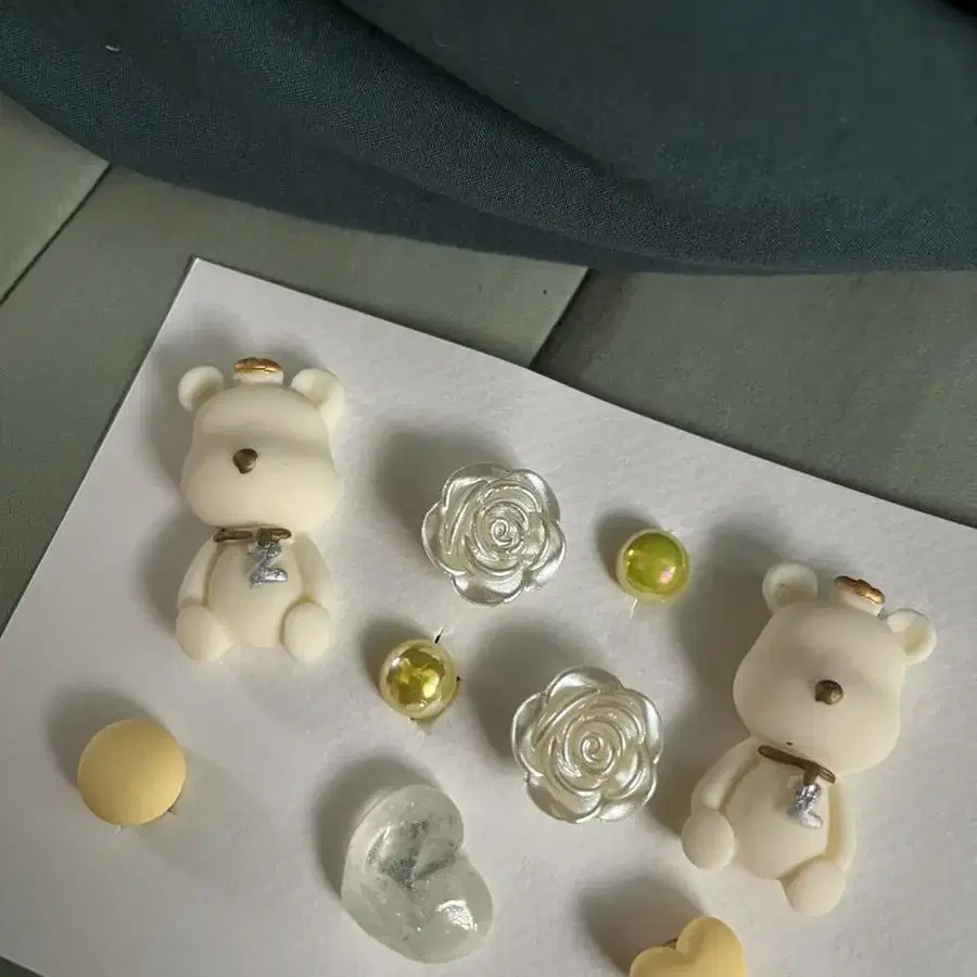 노란 장미곰 지비츠 (9pcs) 세트