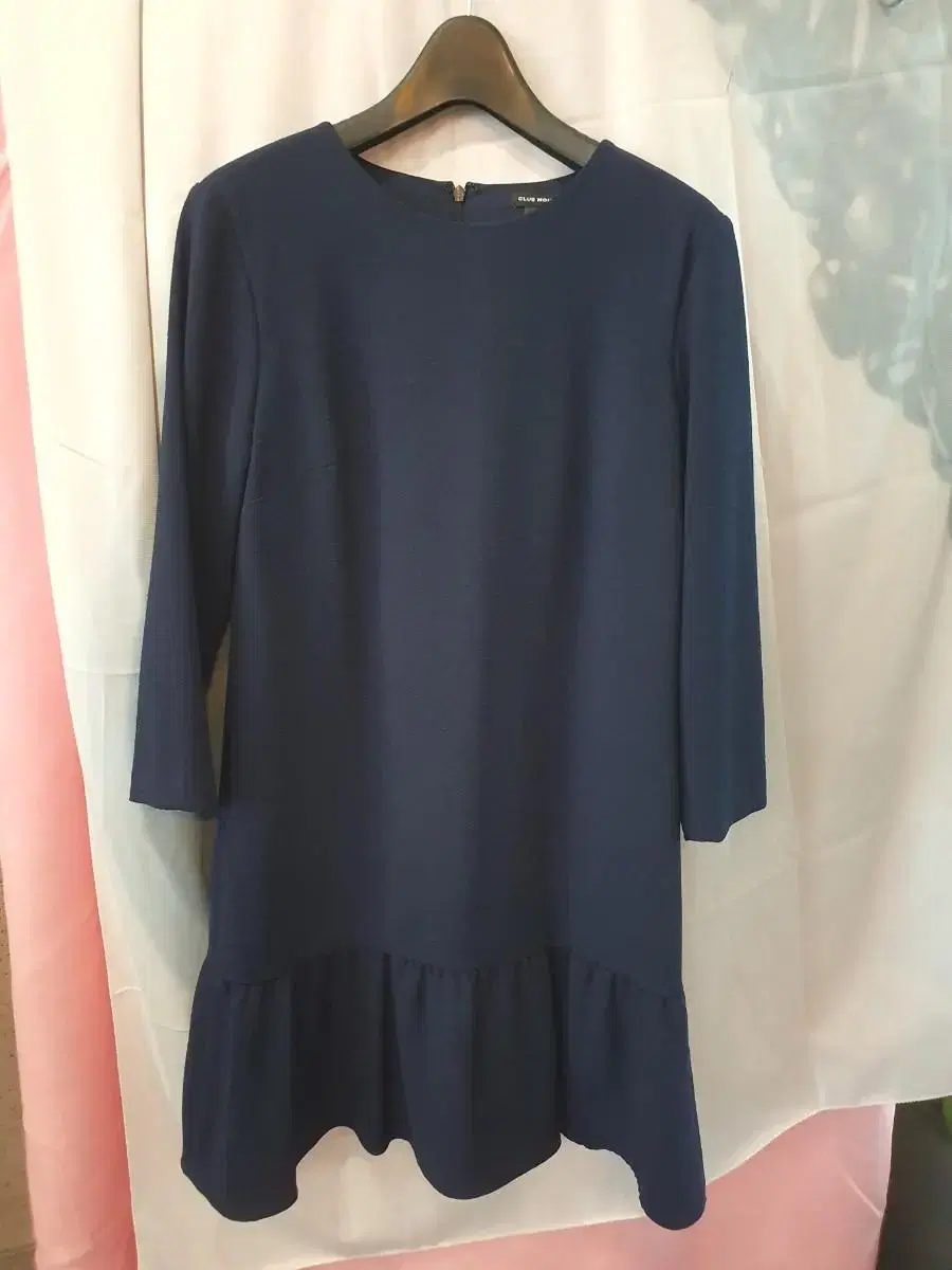 0)Club Monaco ONEPIECE Navy