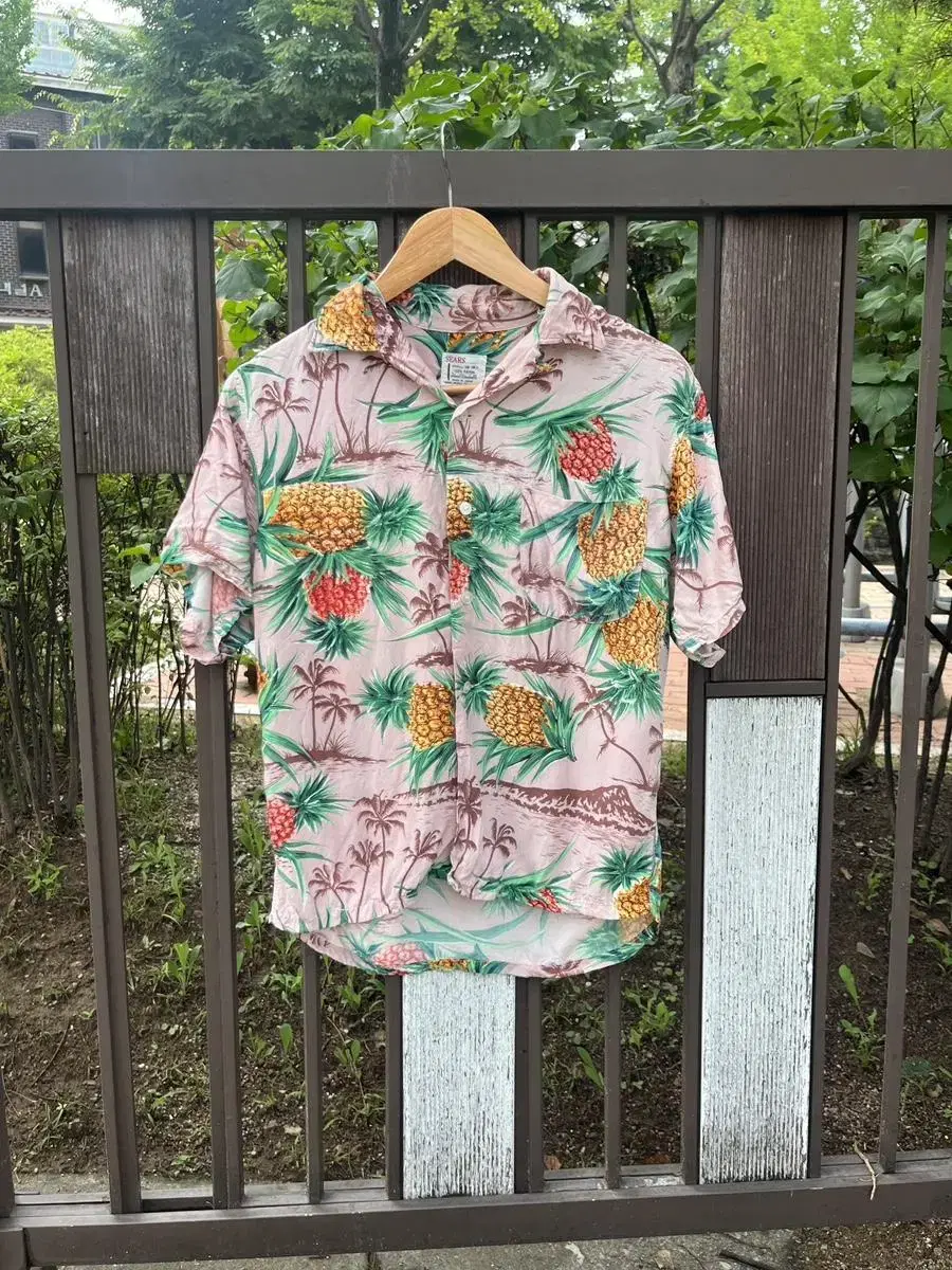 50s-60s sears pineapple print hawaiian shirt