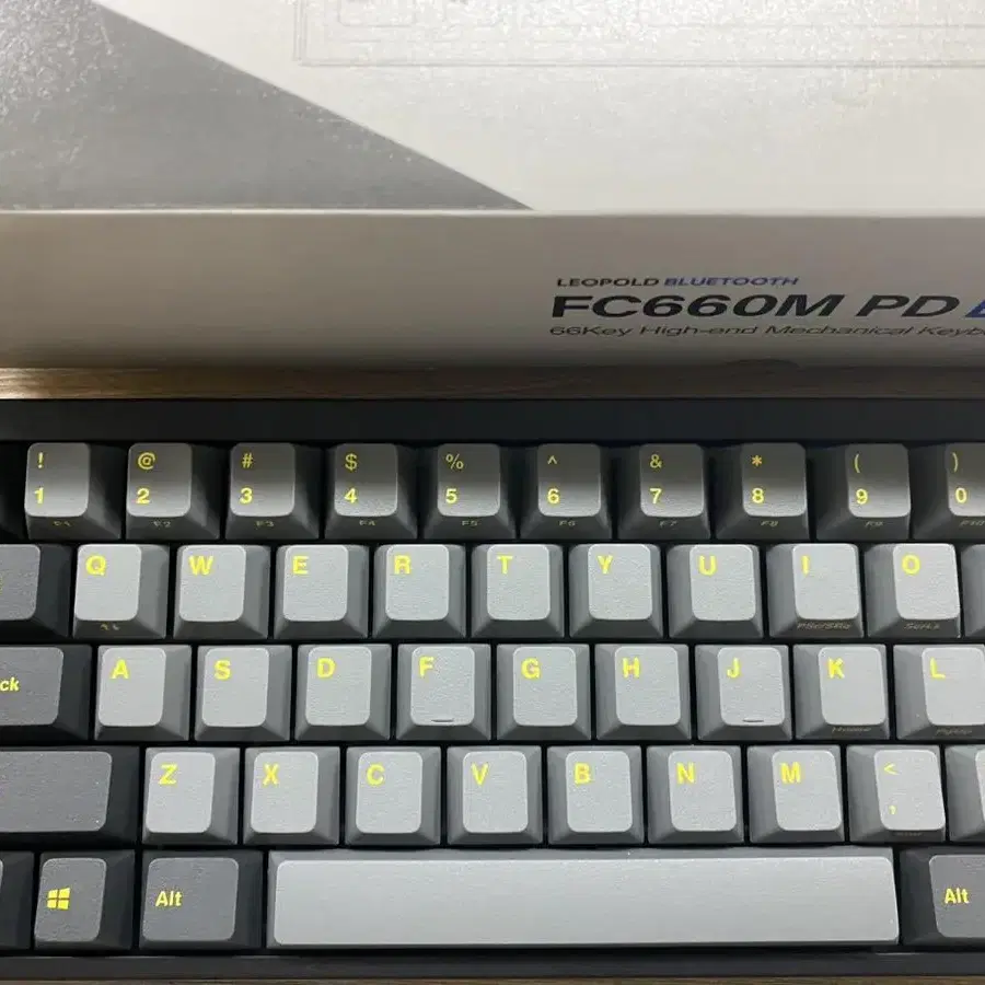 레오폴드 FC660MBT