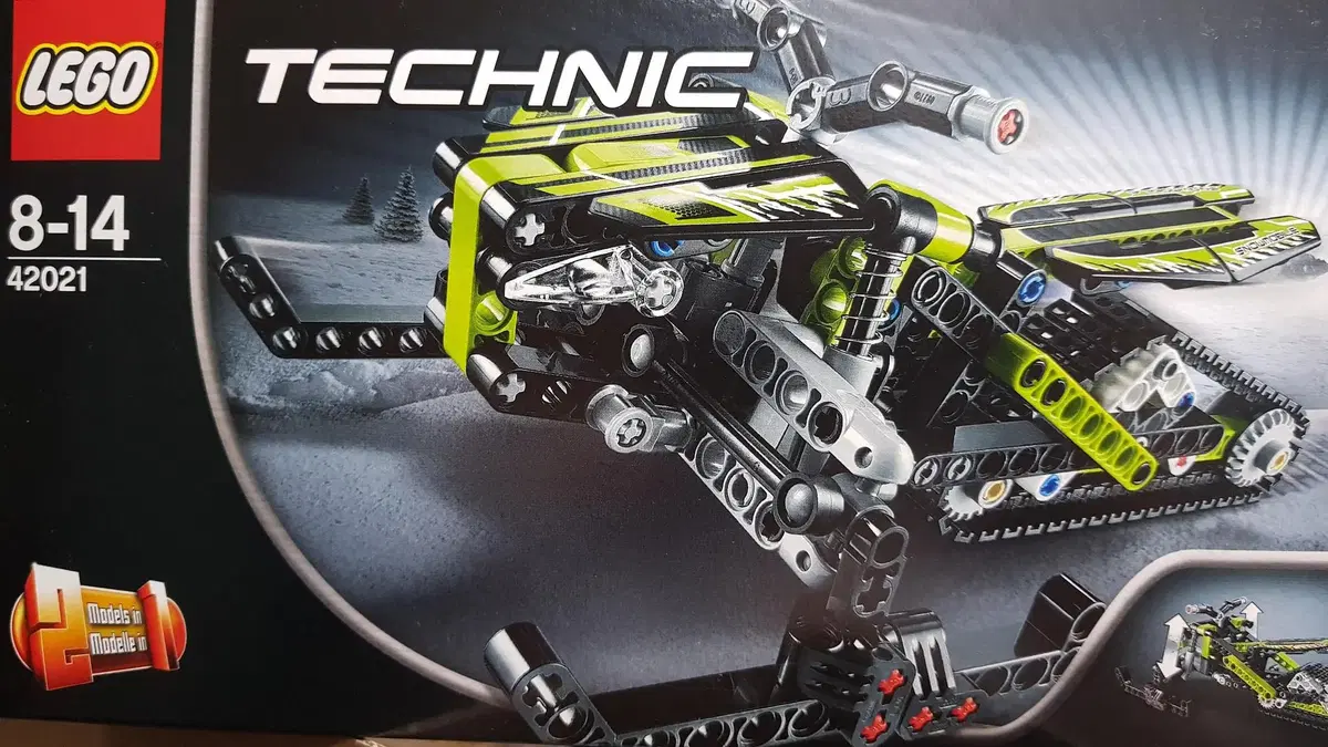LEGO 42021 Snowmobile Technic Old