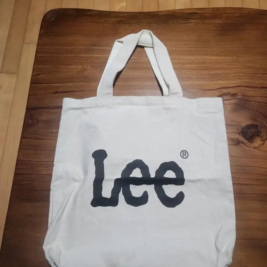 Lee