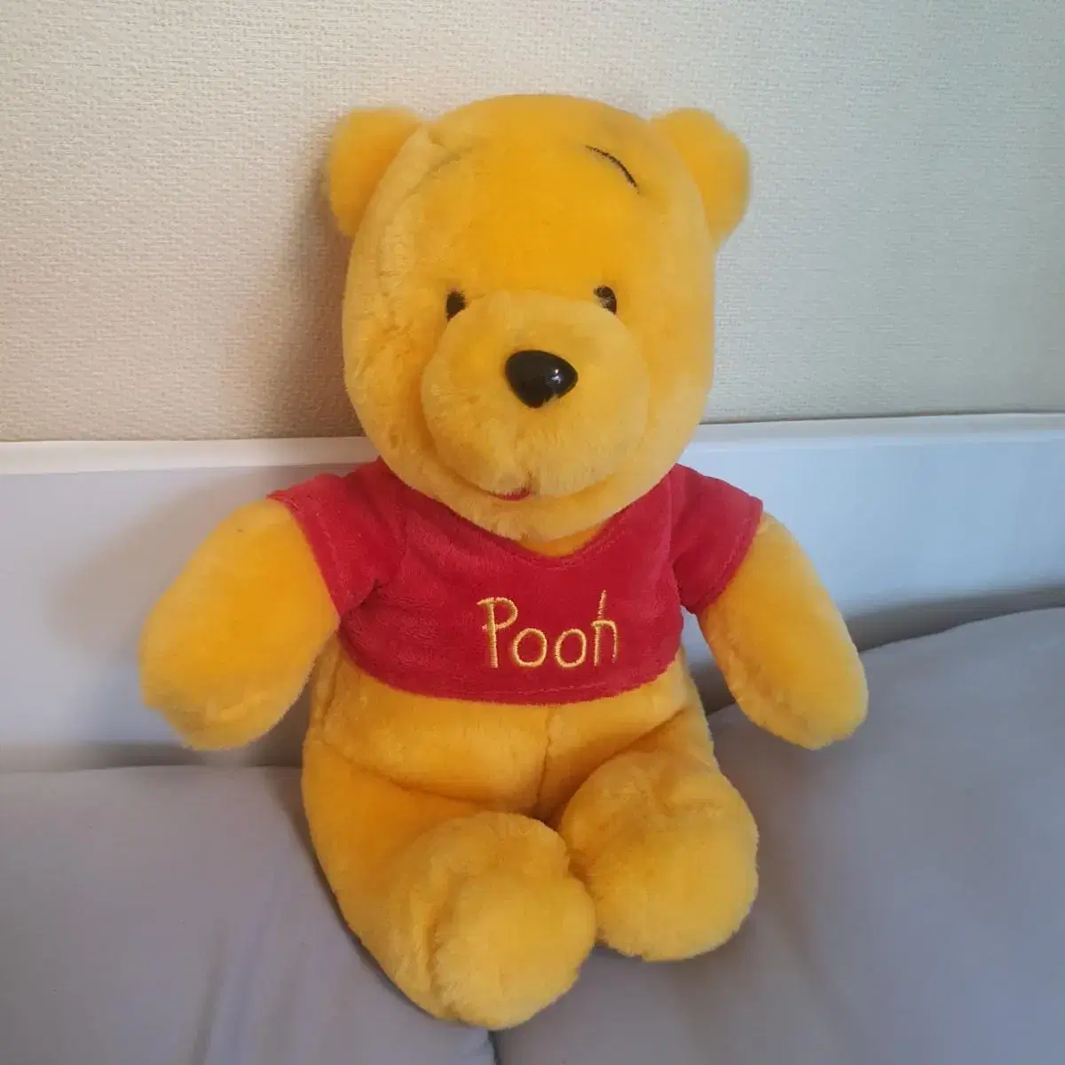 Pooh doll Disney Genuine (23 cm)