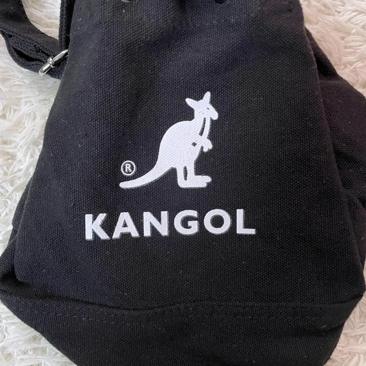 [KANGOL] 캉골 버킷 크로스백