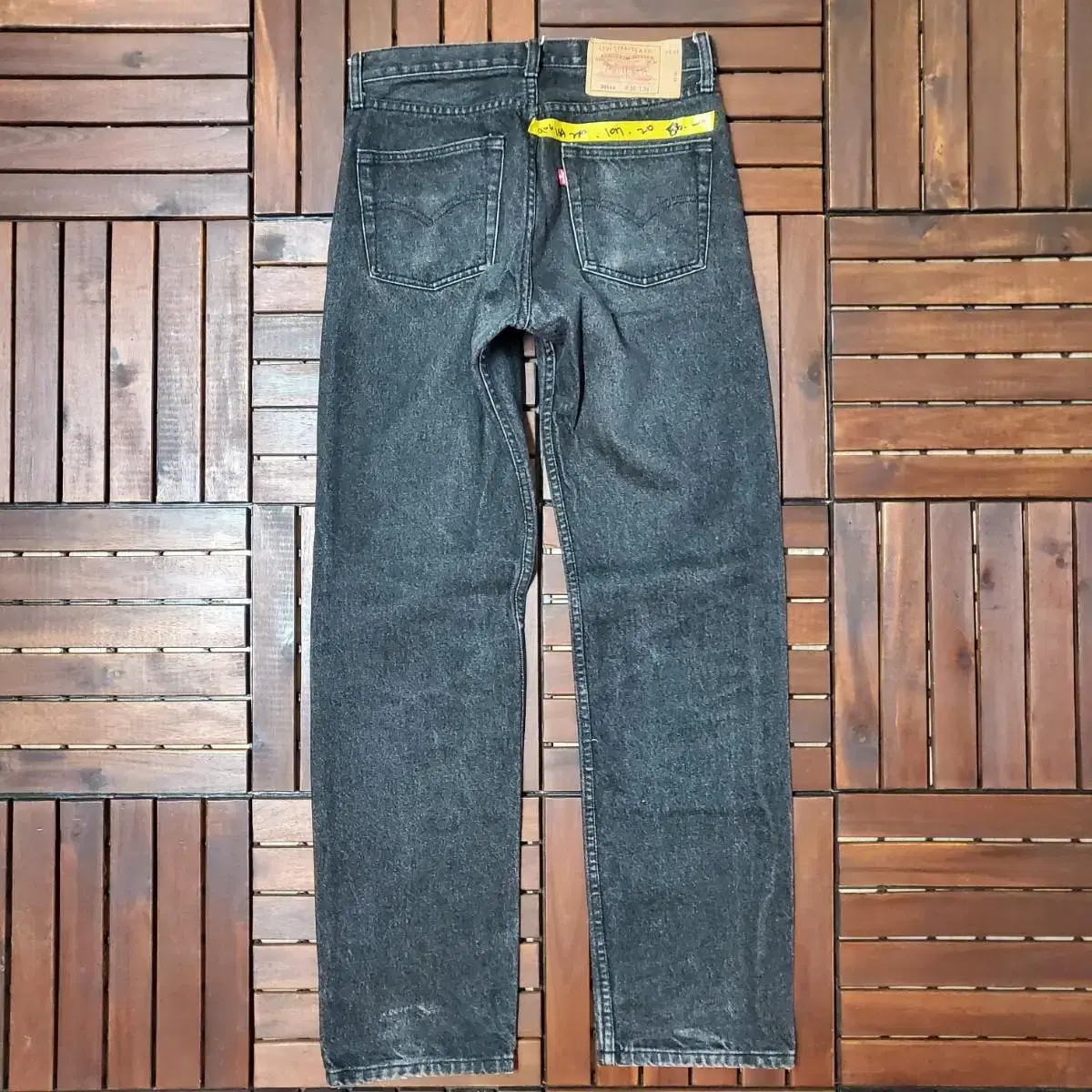 90s Levis 501 (30 inch) made in USA