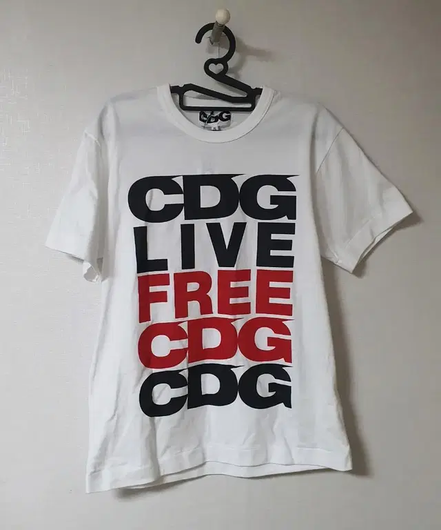 꼼데가르송 SS23 CDG 로고 반팔 (s)