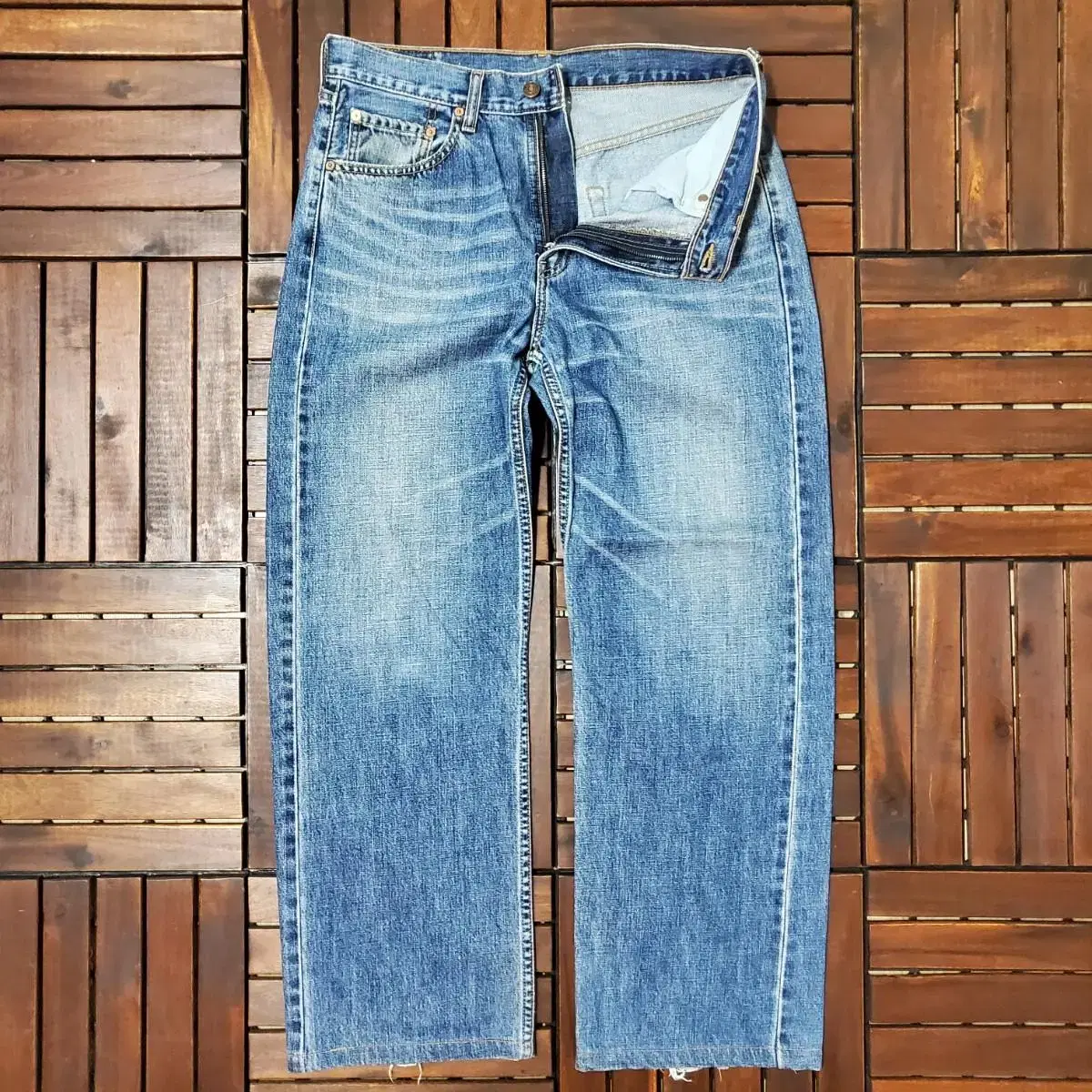 00s Levis 520 (32 inch)