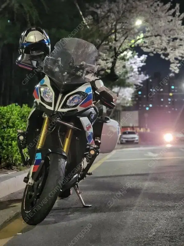 16년식 s1000xr 이쁘고 깔끔하게 셋팅된녀석 떠나보냅니다~~