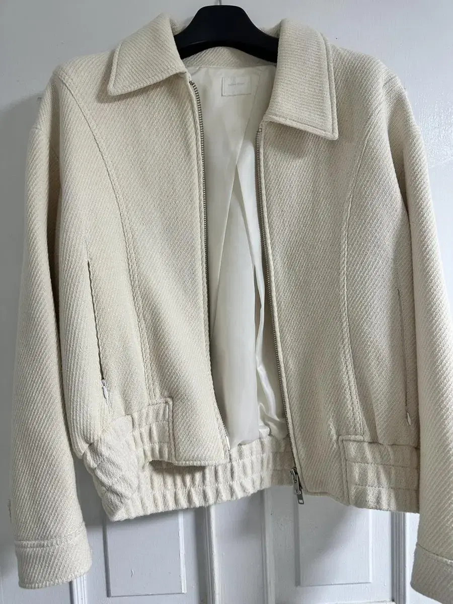 Minave Ivory Highlander Jacket