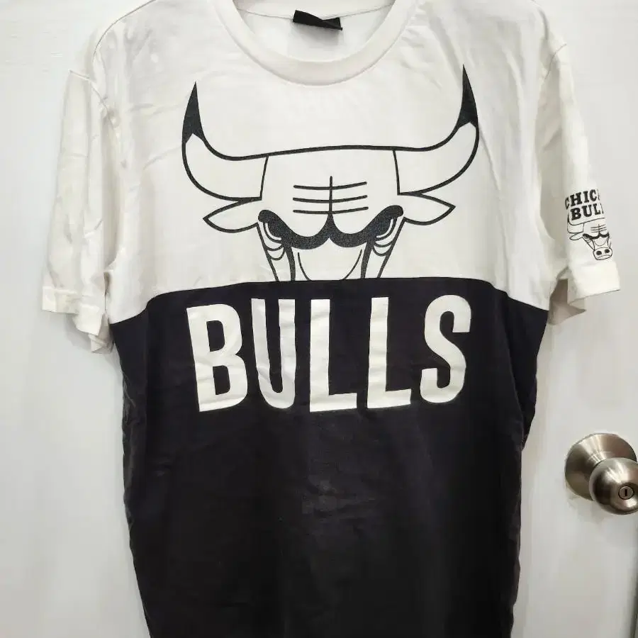 (100,L) NBA bulls 반팔티셔츠 !~ 디자인 짱이쁨 ! 세탁O