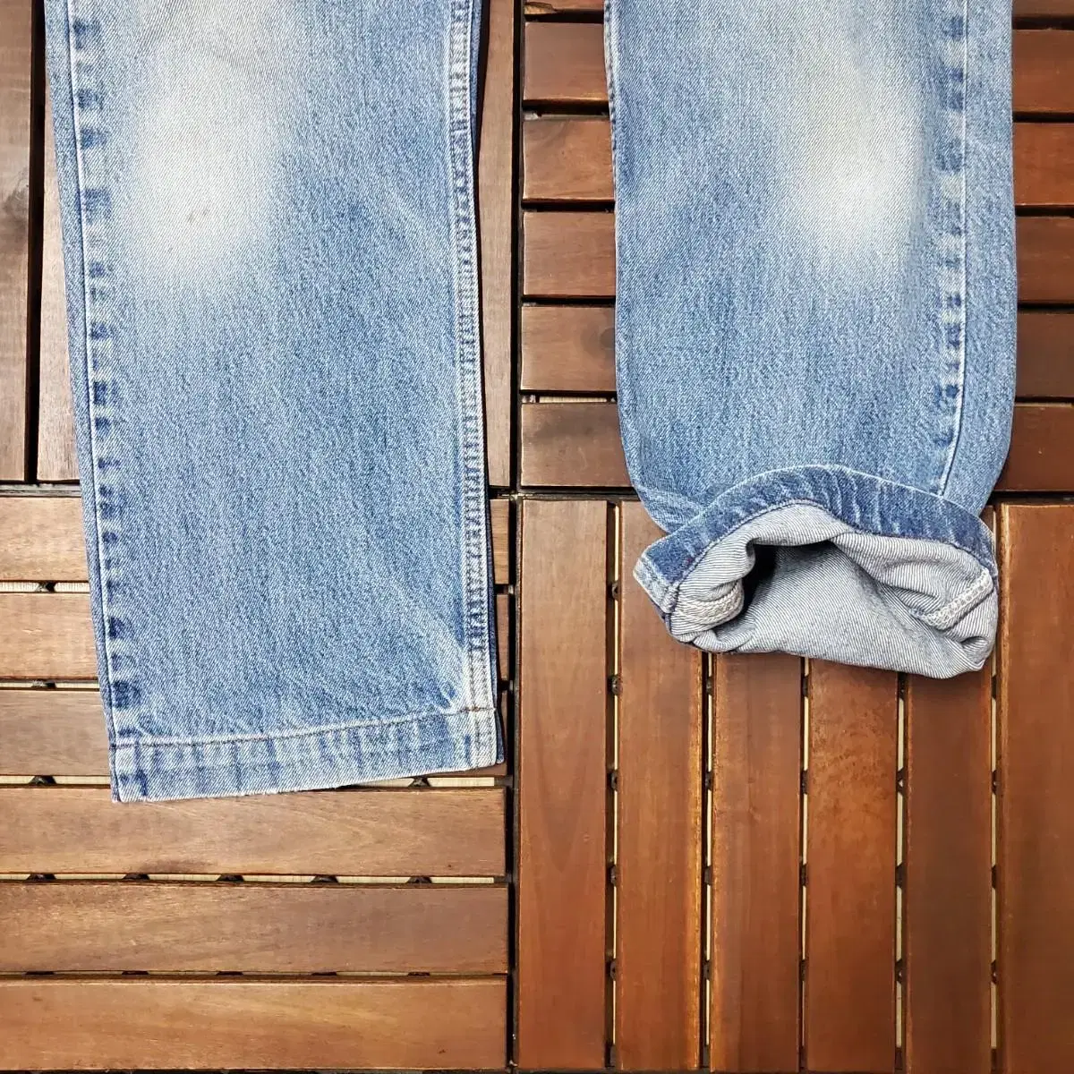 90s Levis 607 (30 inch) orange label