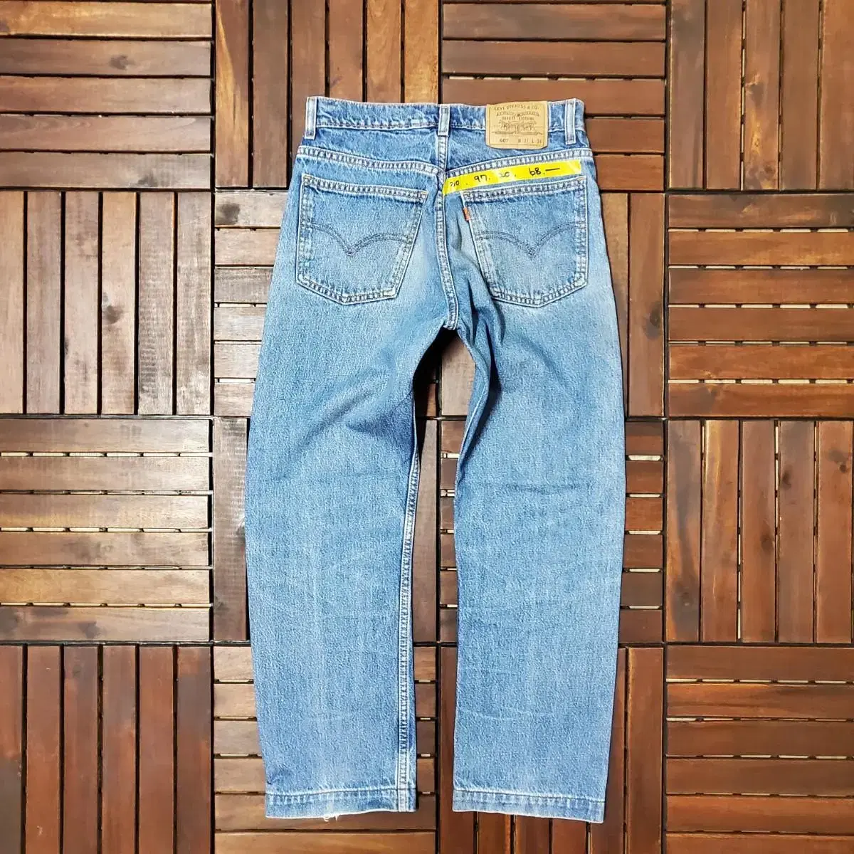 90s Levis 607 (30 inch) orange label