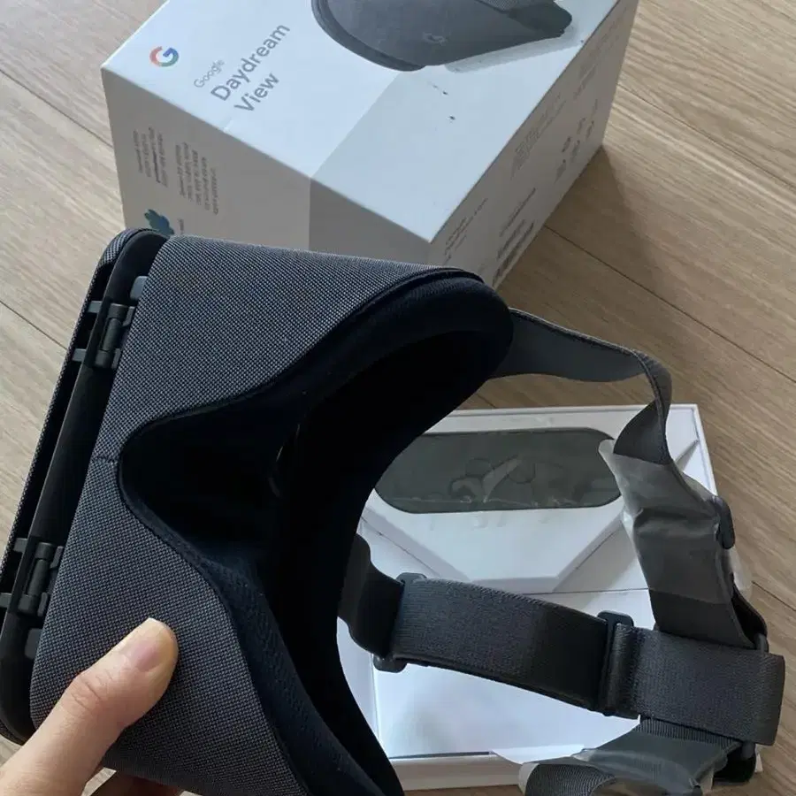 Google Daydream View - 스마트폰용 VR 헤드셋Slate