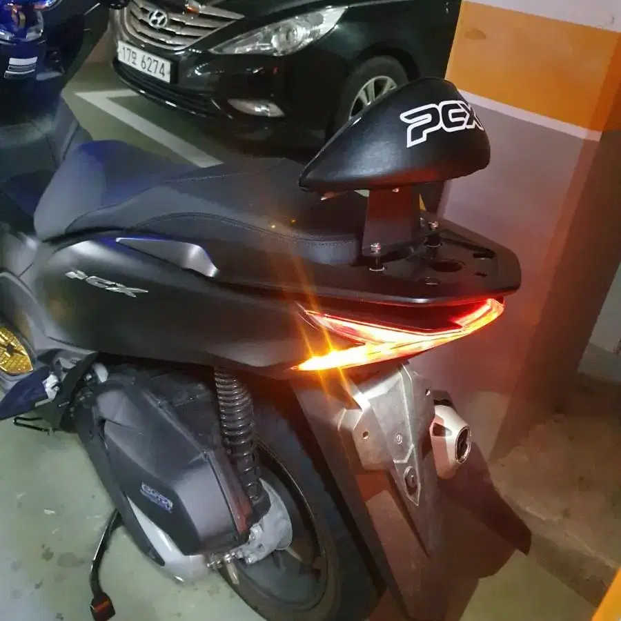 2022 pcx 팝니다