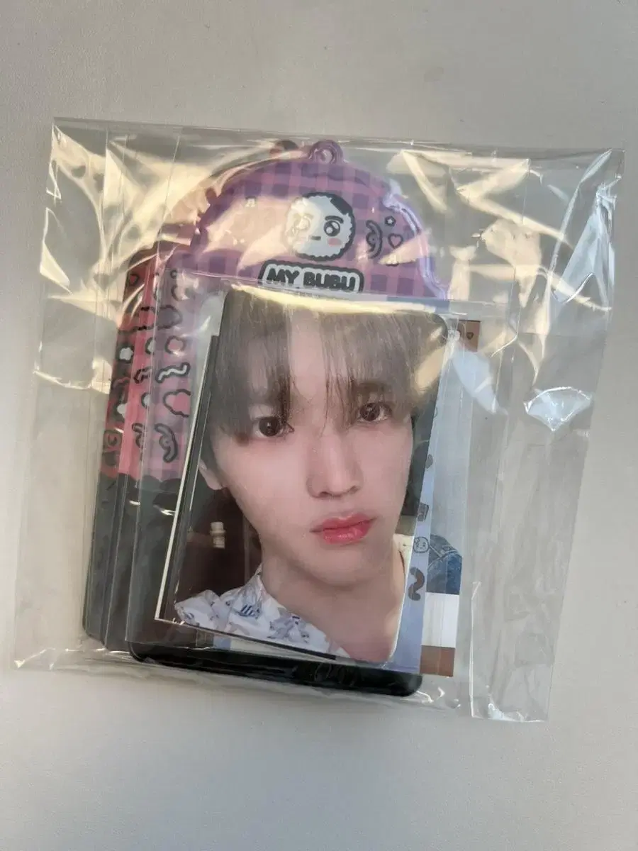 nct taeyong photocard holder sealed wts