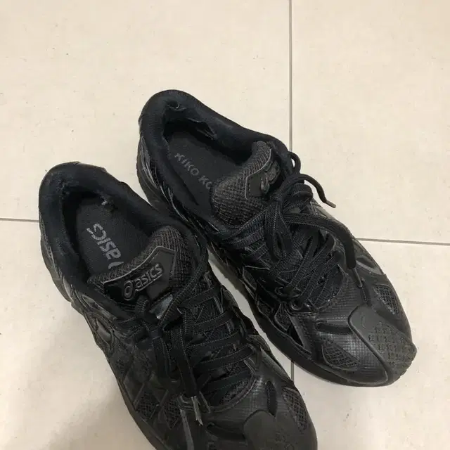 키코 아식스 젤 키릴 블랙 265 Kiko Kostadinov Asics