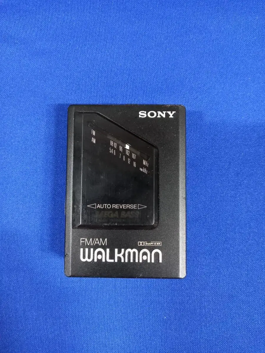 SONY RADIO CASSETTE PLAYER WM F2095