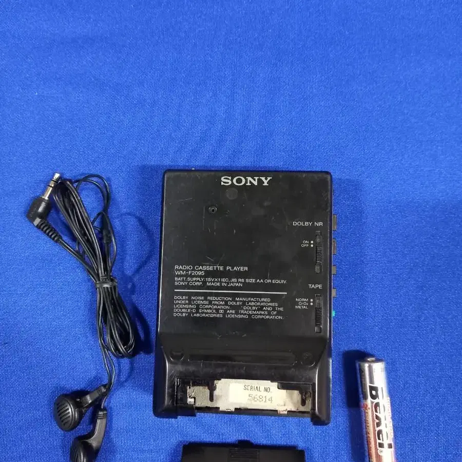 SONY RADIO CASSETTE PLAYER WM F2095