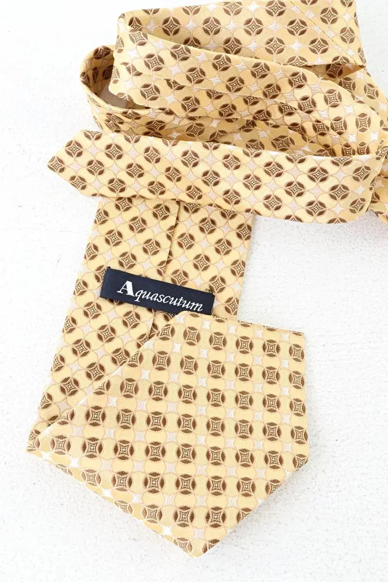 (9) Aqua SQtum Silk Tie Yellow Unique Pattern Old School ACC I.O.