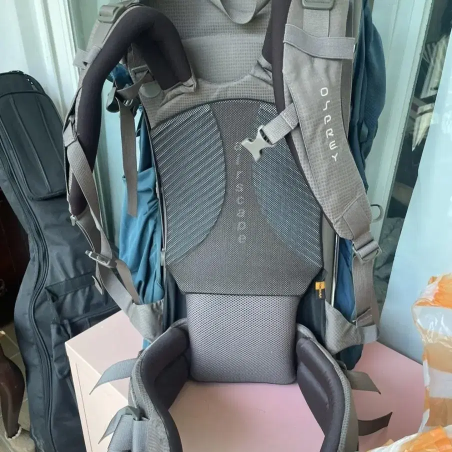 오스프리(OSPREY) 아르곤(Argon) 85L (M) 등산 가방