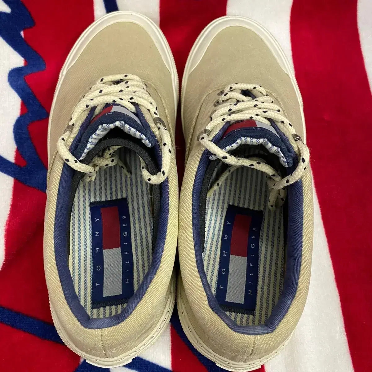 90s tommy hilfiger shoes 타미힐피거