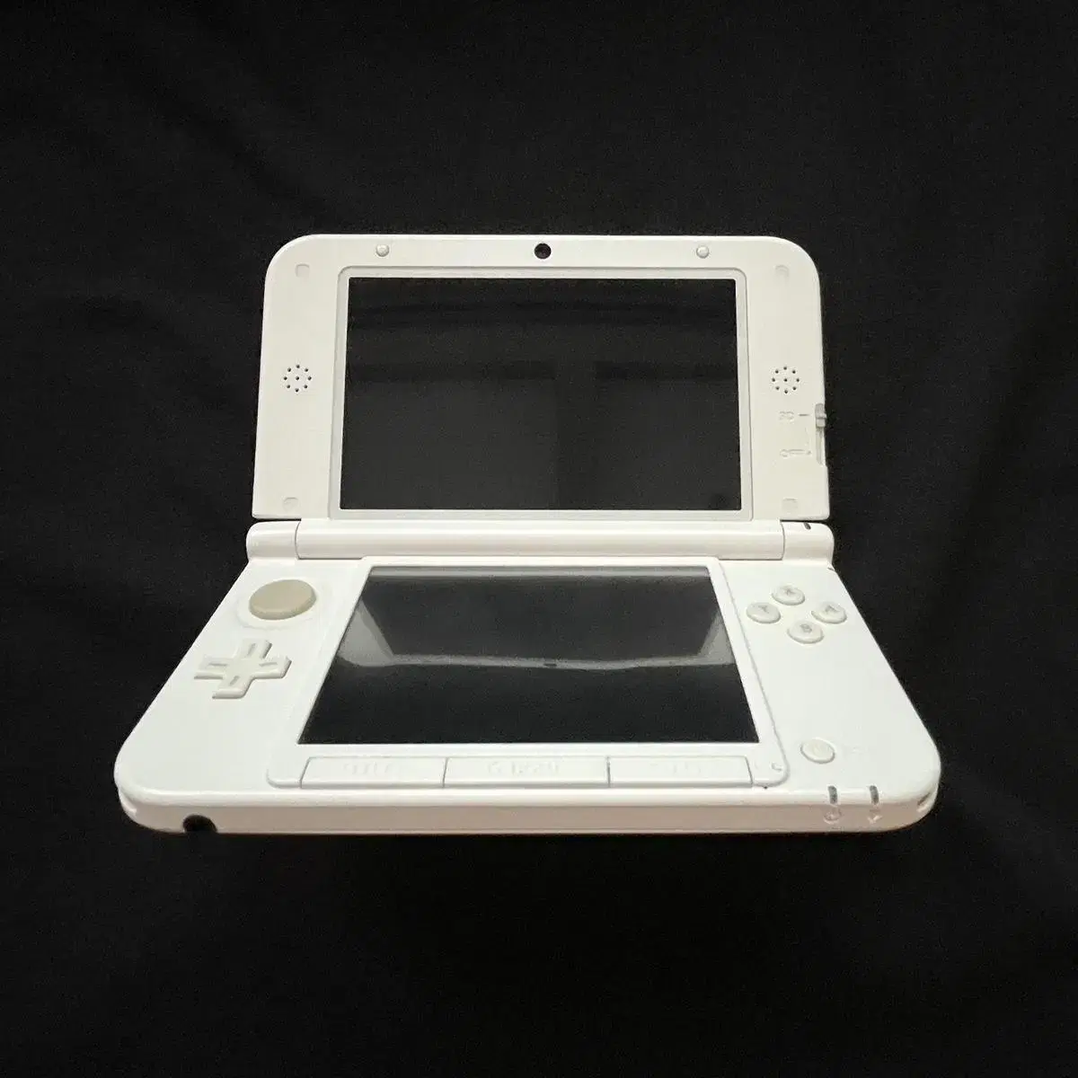 닌텐도 3ds xl 화이트 (펜, 충전기, 케이스, 칩 포함)