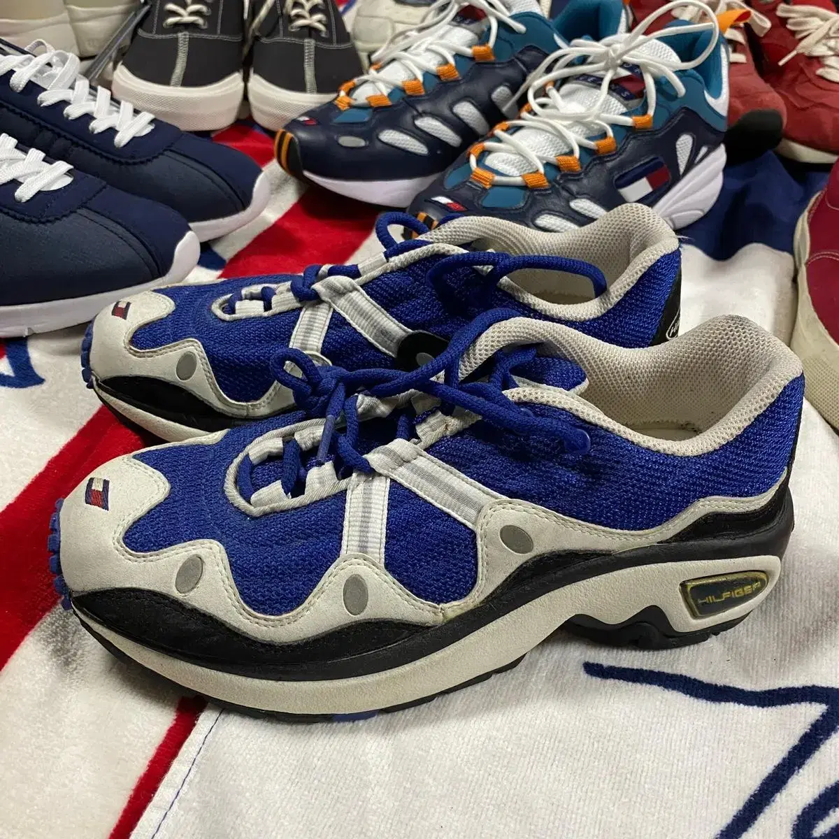 90s tommy hilfiger shoes 타미힐피거